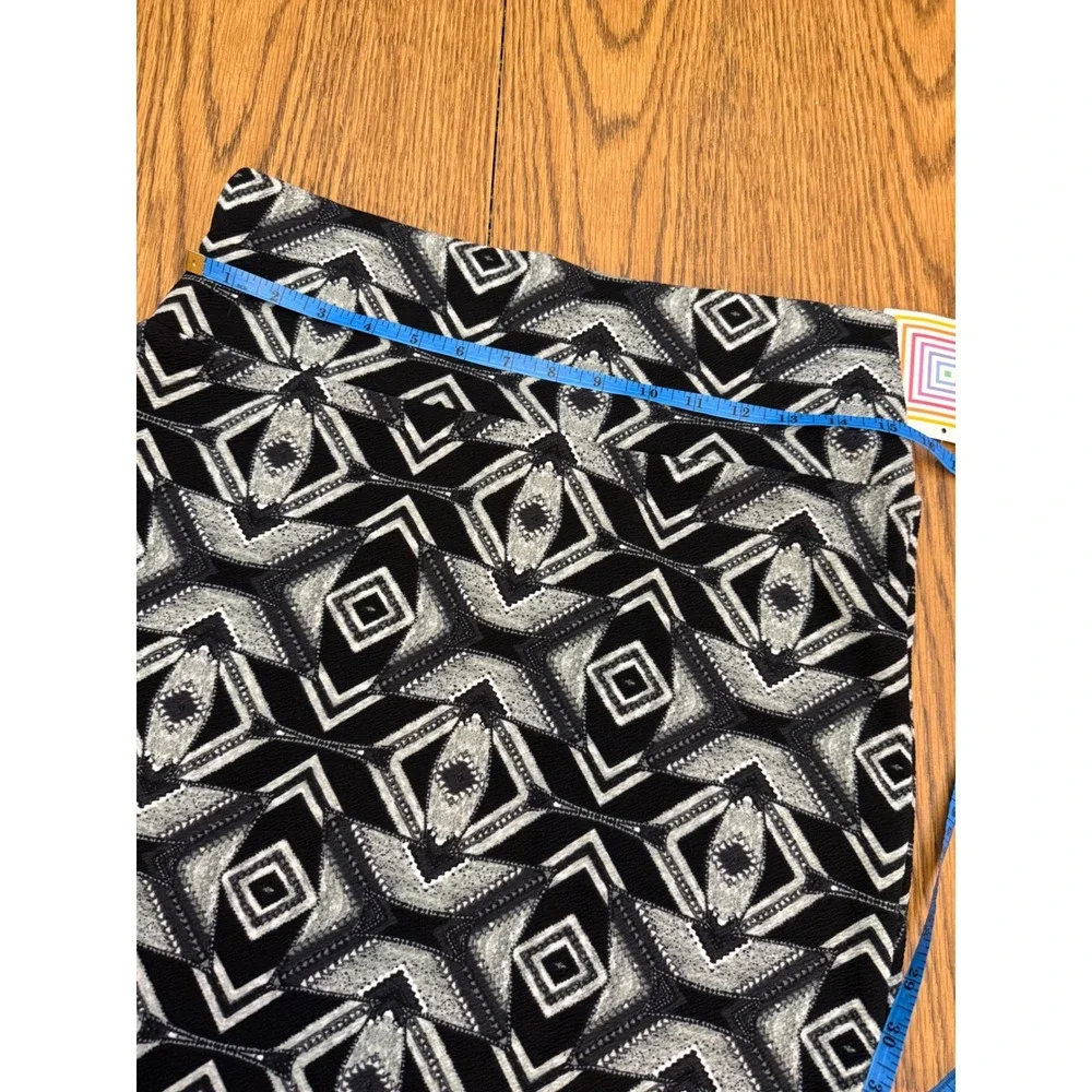 N/A lularoe cassie